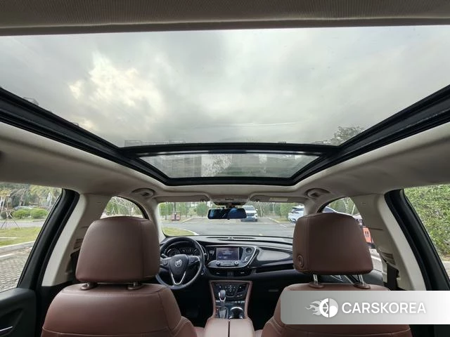 Buick Angkewei 2019 Шампань из Китая, фото 3