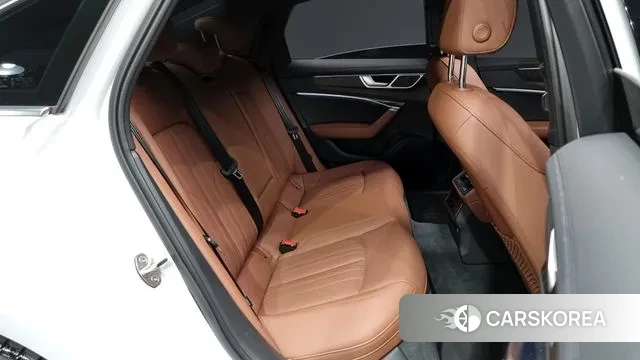 Audi A6 (C8) 2022 Белый из Кореи, фото 3