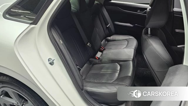 Kia K5 3rd generation 2022 Белый из Кореи, фото 3