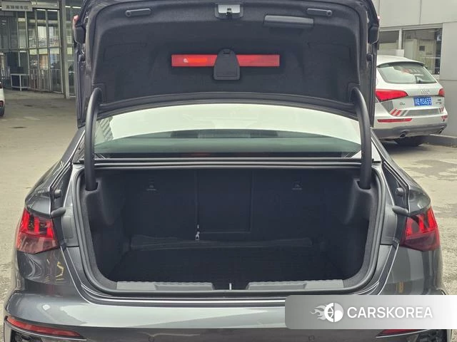 Audi A3 2024 Темно-серый из Китая, фото 3