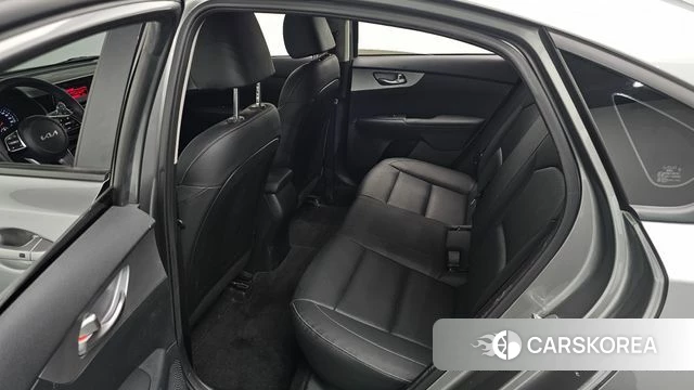 Kia The New K3 2nd generation 2021 Серый из Кореи, фото 3