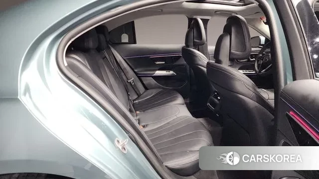 Mercedes-Benz E-Class W214 2024 Серебряный из Кореи, фото 3