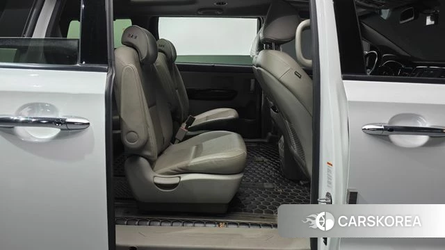 Kia The New Carnival 2018 Белый из Кореи, фото 3