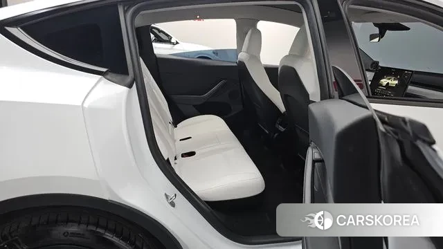 Tesla Model Y 2024 Белый из Кореи, фото 3