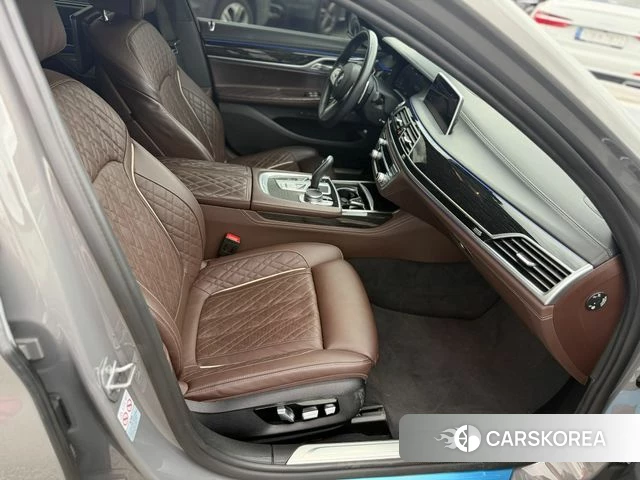 BMW 7 Series (G11) 2022 Серый из Кореи, фото 3