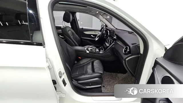 Mercedes-Benz GLC-Class X253 2018 Белый из Кореи, фото 3
