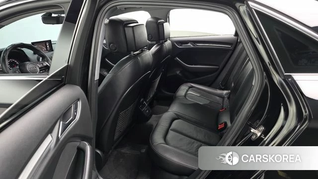Audi New A3 2018 Черный из Кореи, фото 3