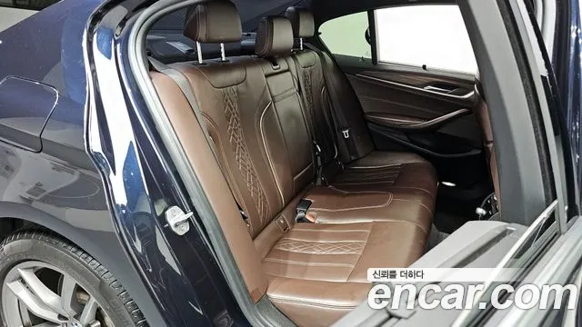 BMW 5 Series (G30) 2018 Черный из Кореи, фото 3