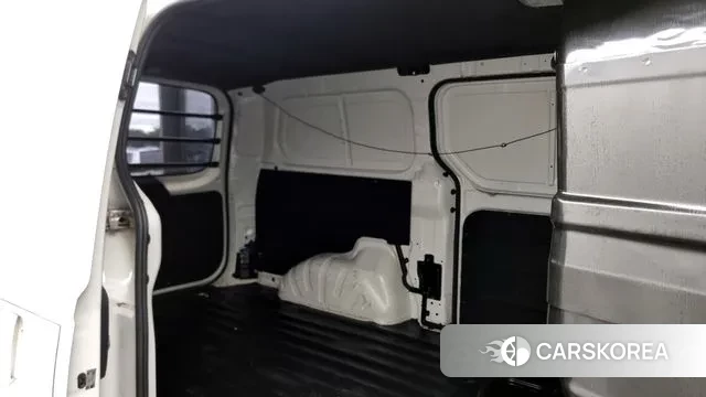 Hyundai The New Grand Starex 2021 Белый из Кореи, фото 3