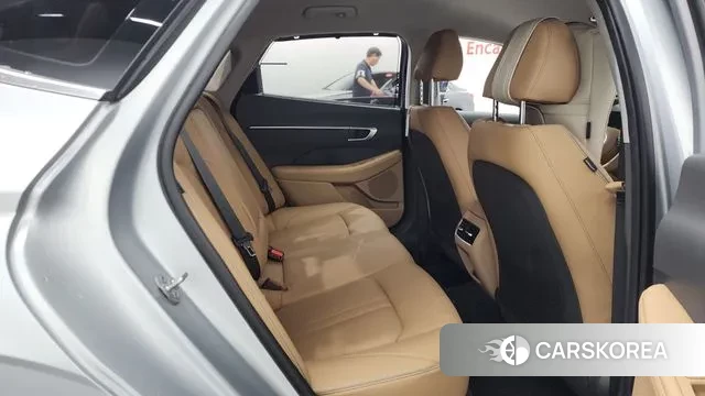 Hyundai Sonata D Edge (DN8) 2024 Серебряный из Кореи, фото 3