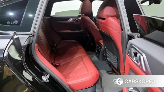 BMW i4 2022 Черный из Кореи, фото 3