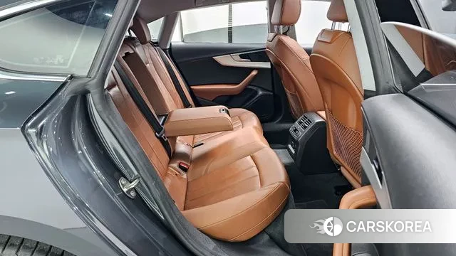 Audi A5 (F5) 2021 Серый из Кореи, фото 3