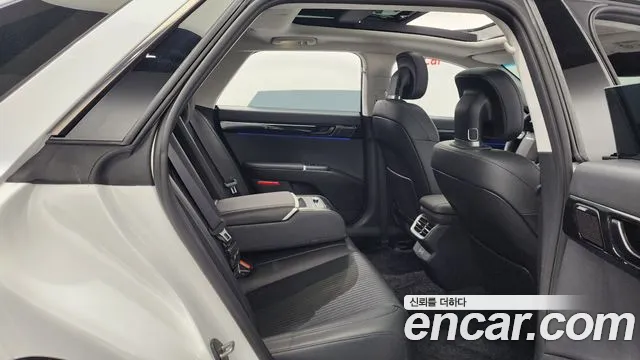 Hyundai Grandeur (GN7) 2023 Белый из Кореи, фото 3