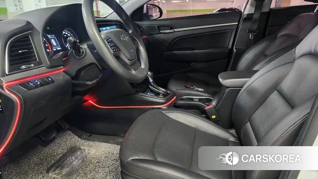 Hyundai Avante AD 2018 Белый из Кореи, фото 3