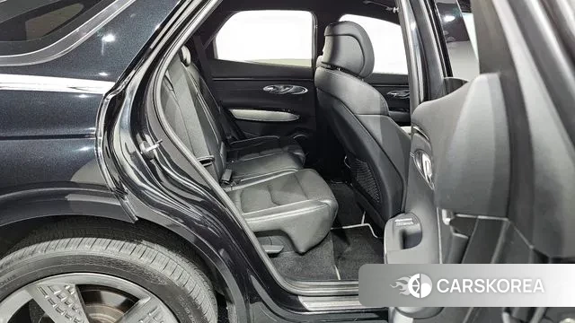 Genesis GV70 2022 Черный из Кореи, фото 3