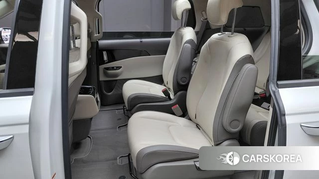 Kia Carnival 4th generation 2023 Белый из Кореи, фото 3