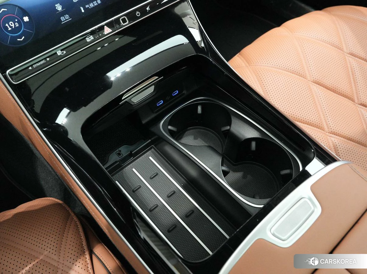 Mercedes-Benz Maybach S-class 2022 Черный из Китая, фото 3