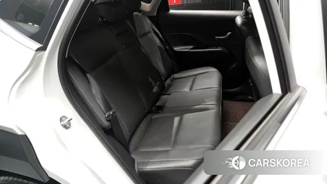 Hyundai Kona Hybrid (SX2) 2023 Белый из Кореи, фото 3