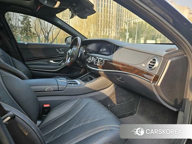 Mercedes-Benz Maybach S-class 2019 Черный из Китая, фото 3