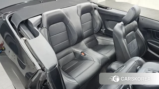 Ford Mustang 2022 Черный из Кореи, фото 3