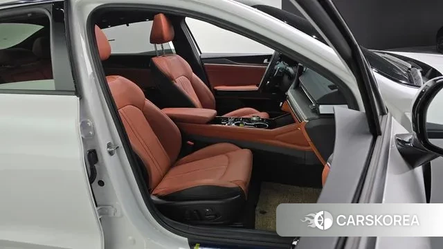 Kia The New K5 Hybrid 3rd generation 2024 Белый из Кореи, фото 3