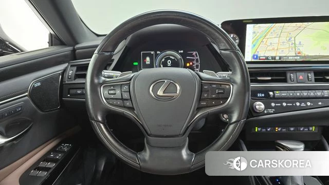 Lexus ES300h 7th generation 2024 Черный из Кореи, фото 3
