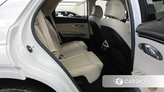 Genesis GV70 2021 Белый из Кореи, фото 3