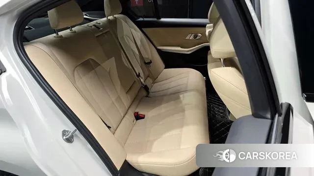 BMW 3 Series (G20) 2022 Белый из Кореи, фото 3