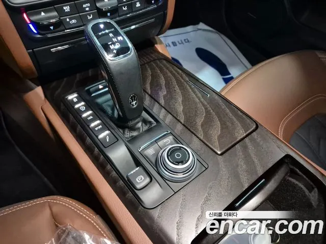 Maserati Quattroporte id 2669216 из Кореи 3