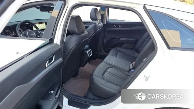 Kia K5 3rd generation 2023 Белый из Кореи, фото 3