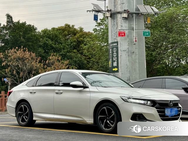 Honda Accord 2022 Белый из Китая, фото 3