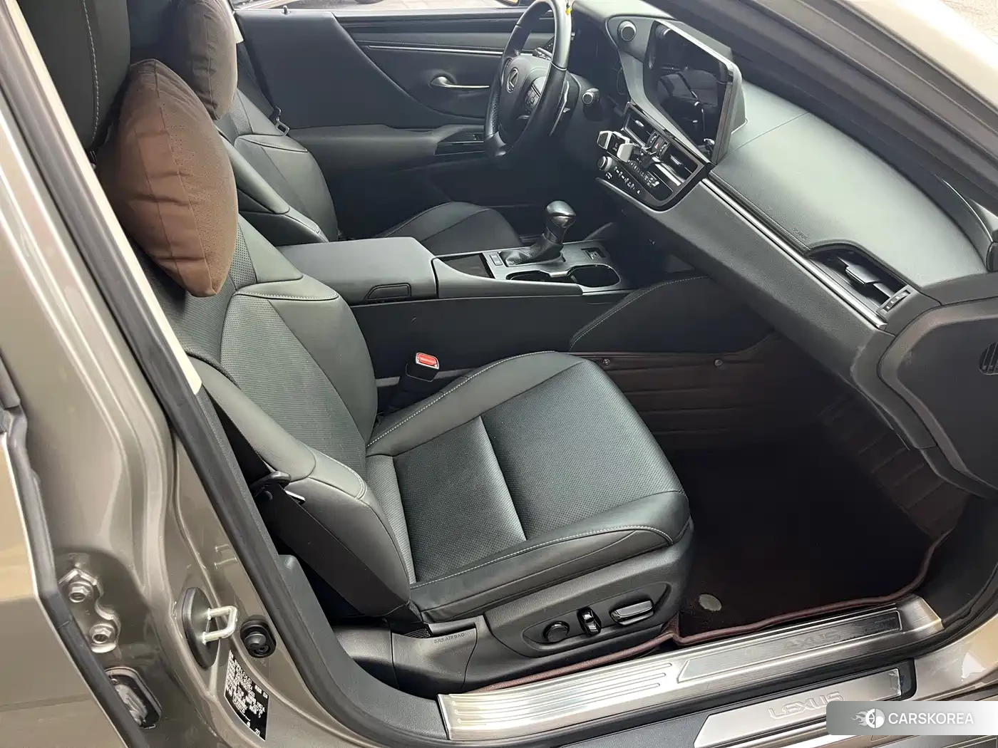 Lexus ES 2023 Silver/gray из Китая, фото 3