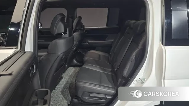 Hyundai Santa Fe (MX5) 2023 Белый из Кореи, фото 3