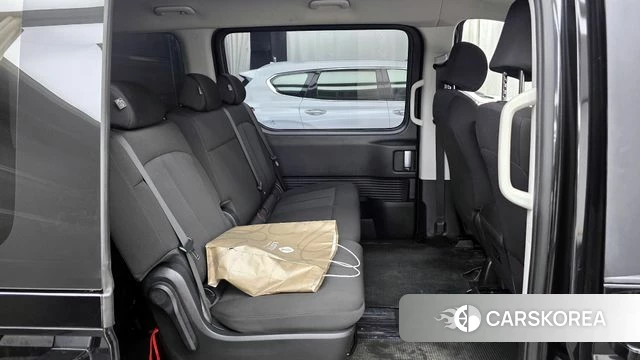 Hyundai Staria 2021 Черный из Кореи, фото 3