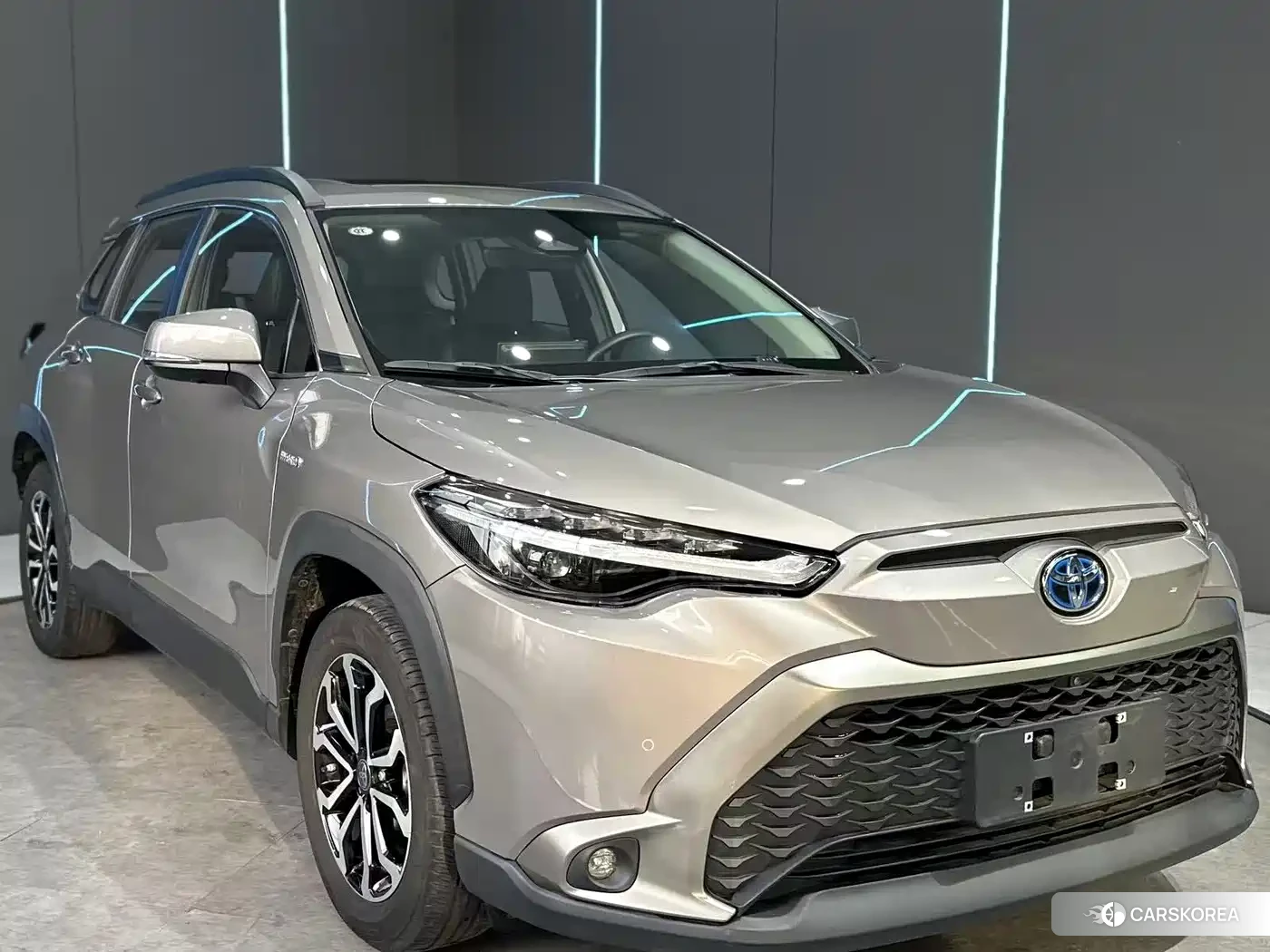 Toyota Frontlander 2023 Champagne/brown из Китая, фото 3