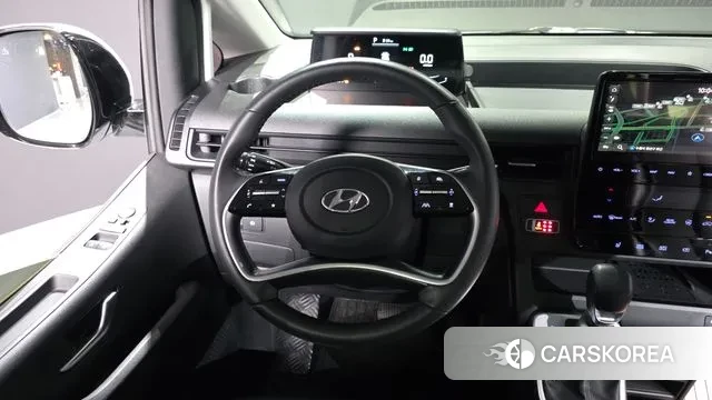 Hyundai Staria 2022 Белый из Кореи, фото 3