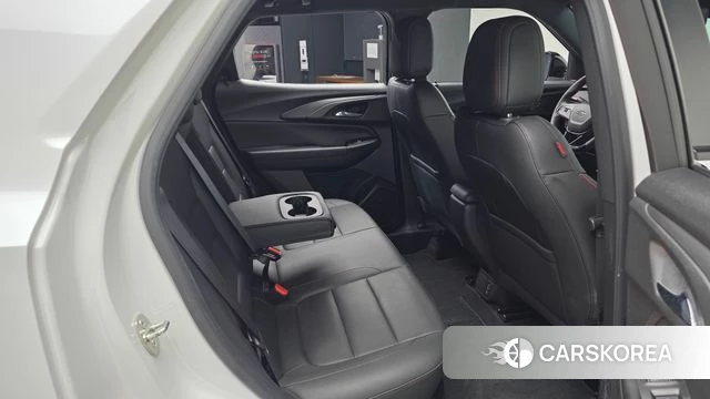 Chevrolet (GM Daewoo) Trailblazer 2022 Белый из Кореи, фото 3