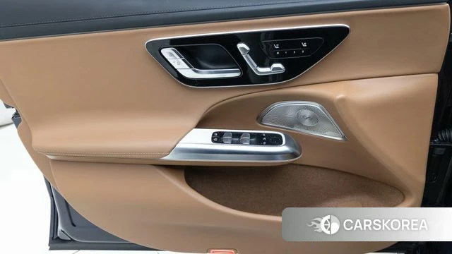Mercedes-Benz E-Class W214 2026 Синий из Кореи, фото 3