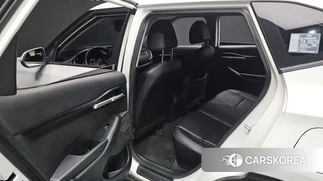 Kia Seltos 2022 Белый из Кореи, фото 3