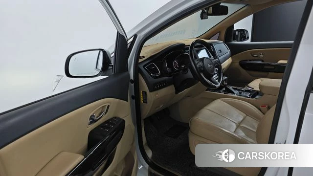 Kia The New Carnival 2019 Белый из Кореи, фото 3
