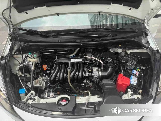 Honda Fit 2021 Белый из Китая, фото 3
