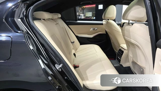 BMW 3 Series (G20) 2022 Черный из Кореи, фото 3