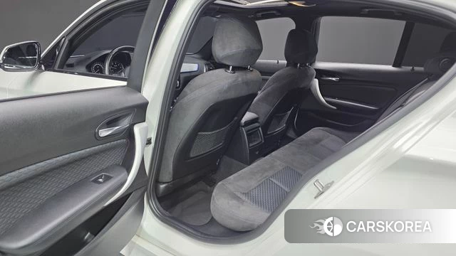BMW 1 Series (F20) 2018 Белый из Кореи, фото 3