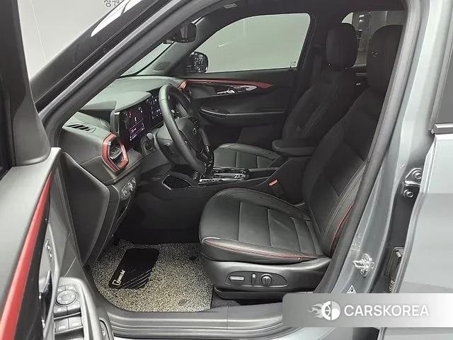 Chevrolet (GM Daewoo) The New Trail Blazer 2024 Серый из Кореи, фото 3