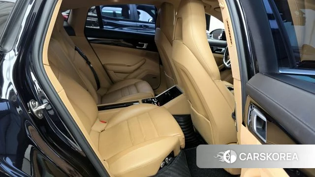 Porsche Panamera (971) 2018 Черный из Кореи, фото 3
