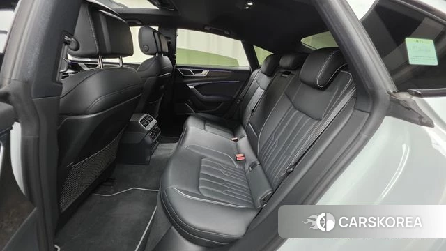 Audi A7 (4K) 2021 Белый из Кореи, фото 3
