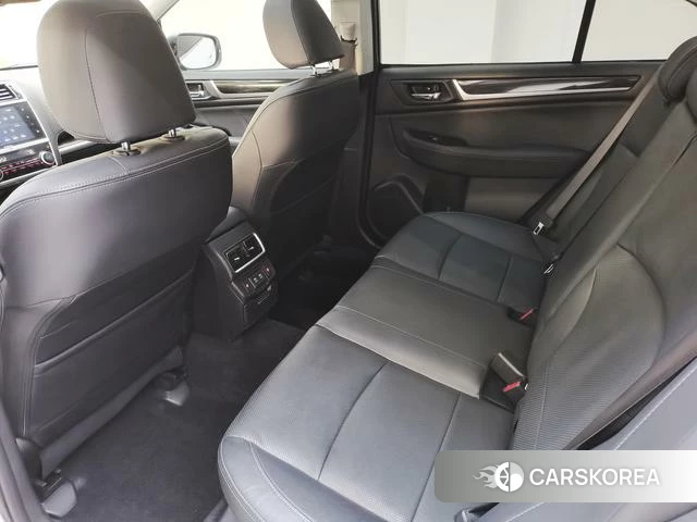 Subaru LEGACY Lion 2021 Белый из Китая, фото 3