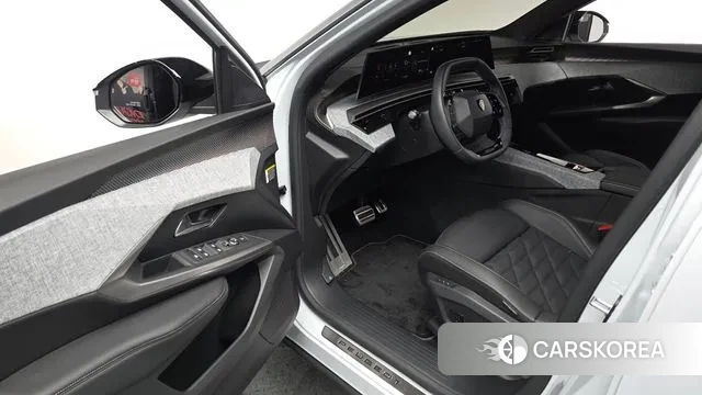 Peugeot 3008 Third generation 2025 Белый из Кореи, фото 3