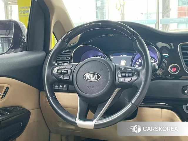 Kia The New Carnival 2018 Белый из Кореи, фото 3