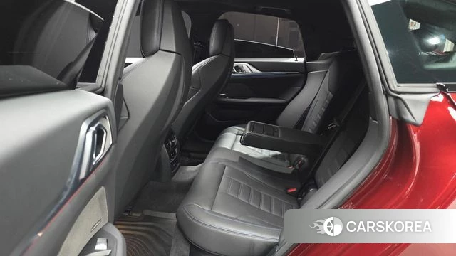 BMW i4 2022 Красный из Кореи, фото 3